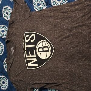 Nets Basketball men's tee Large